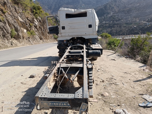 ASHOK-LEYLAND 2021 picture 4