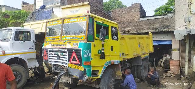 ASHOK-LEYLAND 2018 picture 5