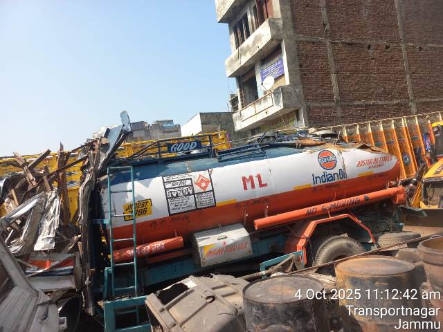 ASHOK-LEYLAND 2017 picture 10