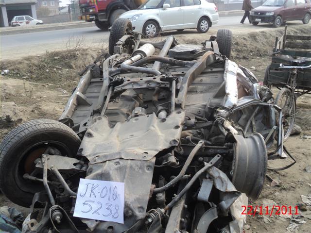 TAVERA-B2 2011 picture 3