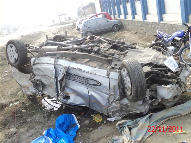 TAVERA-B2 2011 picture 6