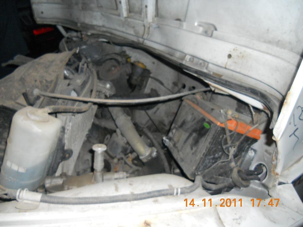 MAHINDRA 2009 picture 7
