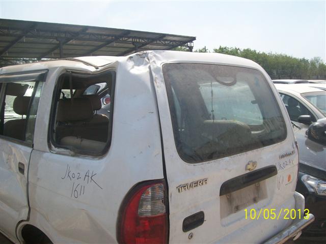 TAVERA-B2 2008 picture 9