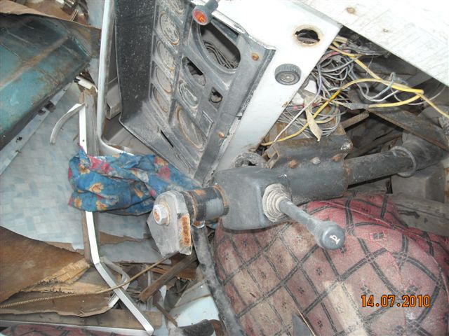 ASHOK-LEYLAND 2002 picture 4