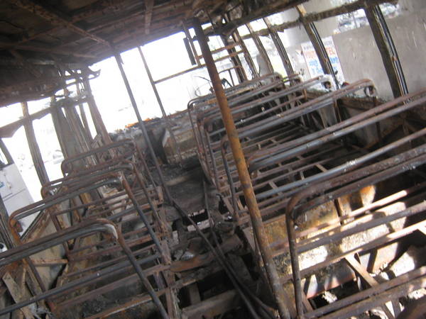 ASHOK-LEYLAND 2009 picture 8