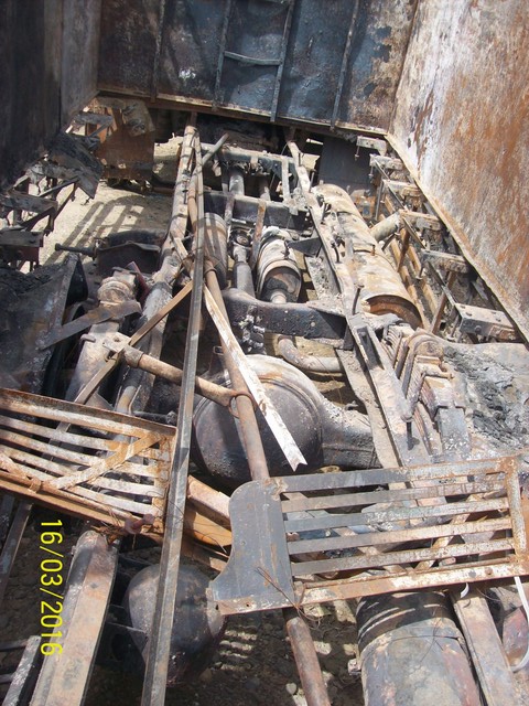 ASHOK-LEYLAND 2010 picture 5