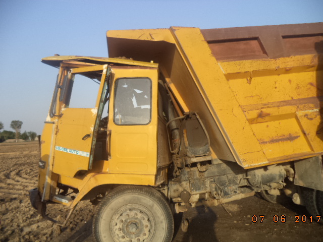 ASHOK-LEYLAND 2008 picture 6