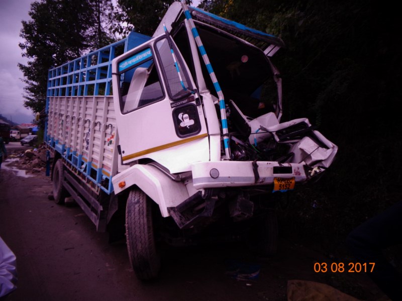 ASHOK-LEYLAND 2017 picture 3
