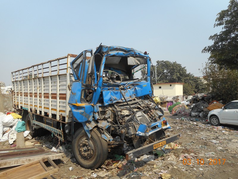 ASHOK-LEYLAND 2014 picture 6