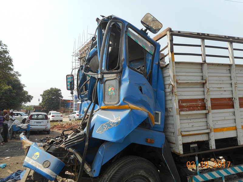 ASHOK-LEYLAND 2014 picture 4