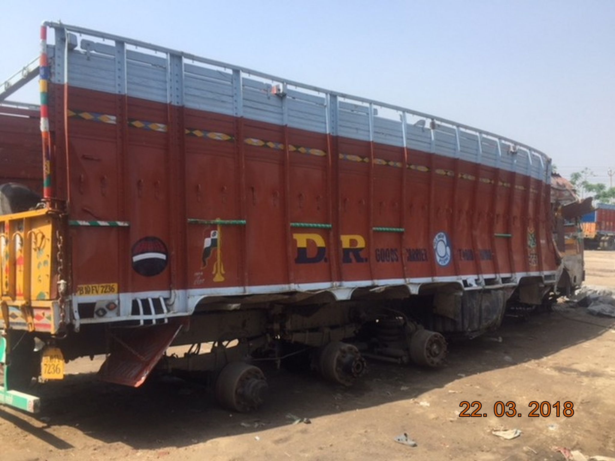 ASHOK-LEYLAND 2017 picture 3