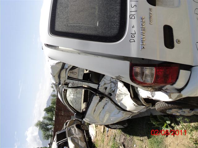 TAVERA-NEO 2011 picture 2