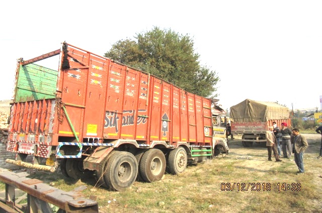 ASHOK-LEYLAND 2015 picture 5