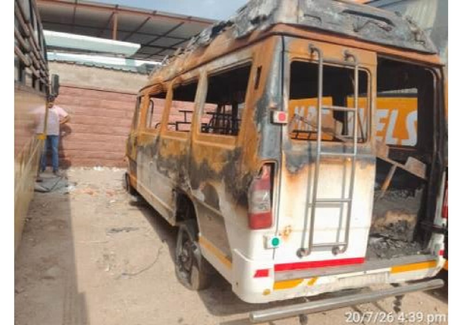 TEMPO TRAVELLER 2016 picture 5